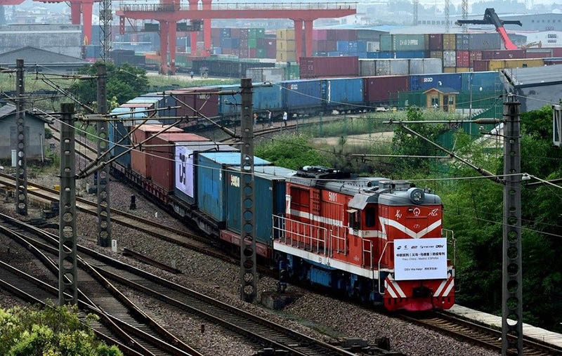 Une petite histoire du transport de marchandises sino-européen, du premier train aux 1 500 trains « Yixin'ou »