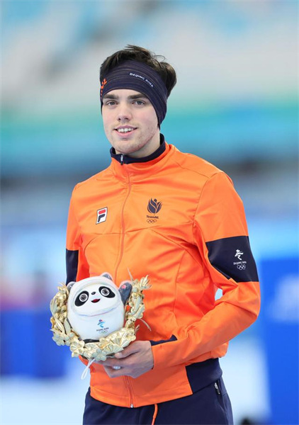 La « Glace la plus rapide » témoigne de la naissance d'un nouveau champion du patinage de vitesse 5 000 m hommes